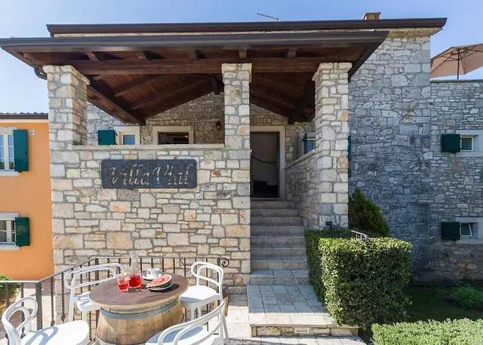 Vial By Istrialux Villa Kaštelir